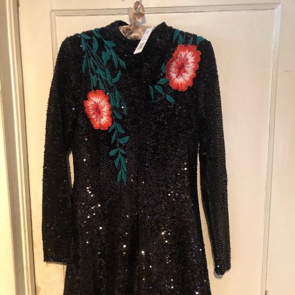 Gianni Bini sequins and sparkle - Picture 5 of 5